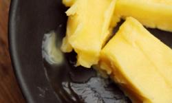IDENTIFIKASI Salmonella sp. Dan Staphylococcus aureus Serta HITUNG JUMLAH TOTAL BAKTERI PADA MARGARIN YANG DIJUAL DI DAERAH SIDOARJO